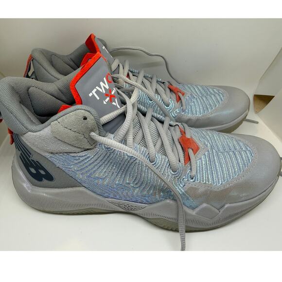 New Balance Two WXY Chromatic Men\'s Iridescent Steel Basketball Size 7.5 main image 4